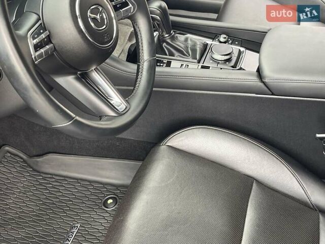Серый Мазда 3, объемом двигателя 2.5 л и пробегом 9 тыс. км за 20100 $, фото 116 на Automoto.ua