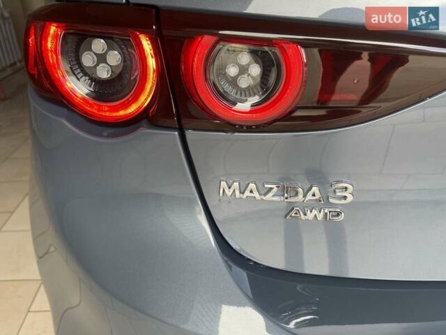 Серый Мазда 3, объемом двигателя 2.5 л и пробегом 9 тыс. км за 20100 $, фото 93 на Automoto.ua