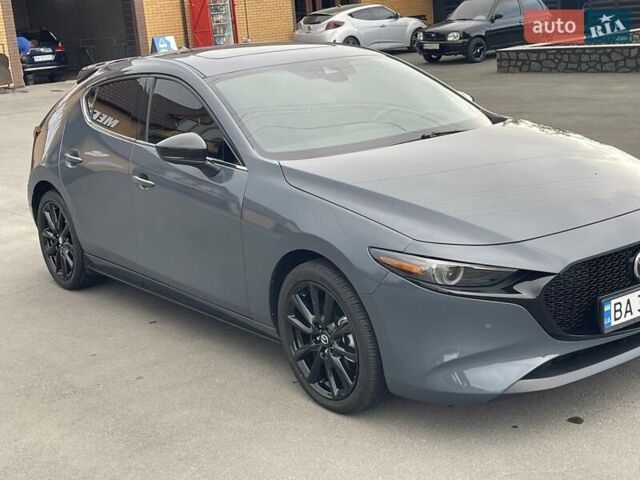 Серый Мазда 3, объемом двигателя 2.5 л и пробегом 9 тыс. км за 20100 $, фото 1 на Automoto.ua