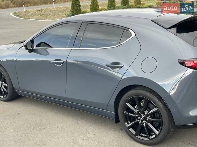 Серый Мазда 3, объемом двигателя 2.5 л и пробегом 9 тыс. км за 20100 $, фото 4 на Automoto.ua