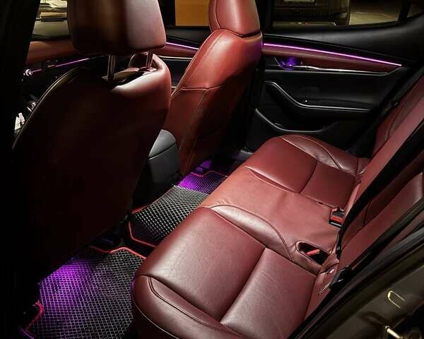 Серый Мазда 3, объемом двигателя 2.49 л и пробегом 29 тыс. км за 22000 $, фото 46 на Automoto.ua