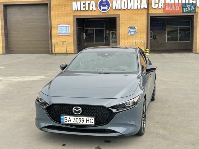 Серый Мазда 3, объемом двигателя 2.5 л и пробегом 9 тыс. км за 20100 $, фото 6 на Automoto.ua