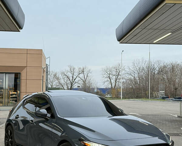 Серый Мазда 3, объемом двигателя 2.49 л и пробегом 72 тыс. км за 20900 $, фото 1 на Automoto.ua