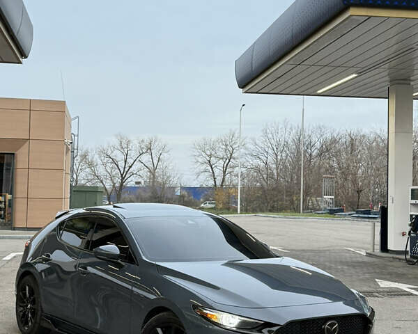 Серый Мазда 3, объемом двигателя 2.49 л и пробегом 72 тыс. км за 20900 $, фото 3 на Automoto.ua