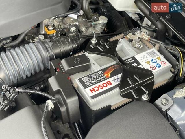 Серый Мазда 3, объемом двигателя 2.5 л и пробегом 9 тыс. км за 20100 $, фото 34 на Automoto.ua