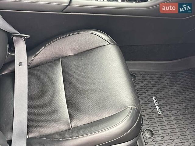 Серый Мазда 3, объемом двигателя 2.5 л и пробегом 9 тыс. км за 20100 $, фото 118 на Automoto.ua