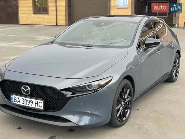 Серый Мазда 3, объемом двигателя 2.5 л и пробегом 9 тыс. км за 20100 $, фото 7 на Automoto.ua