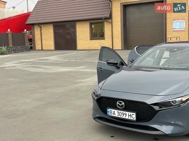 Серый Мазда 3, объемом двигателя 2.5 л и пробегом 9 тыс. км за 20100 $, фото 8 на Automoto.ua