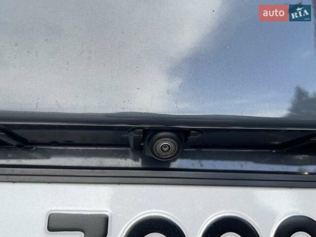 Серый Мазда 3, объемом двигателя 2.5 л и пробегом 9 тыс. км за 20100 $, фото 88 на Automoto.ua