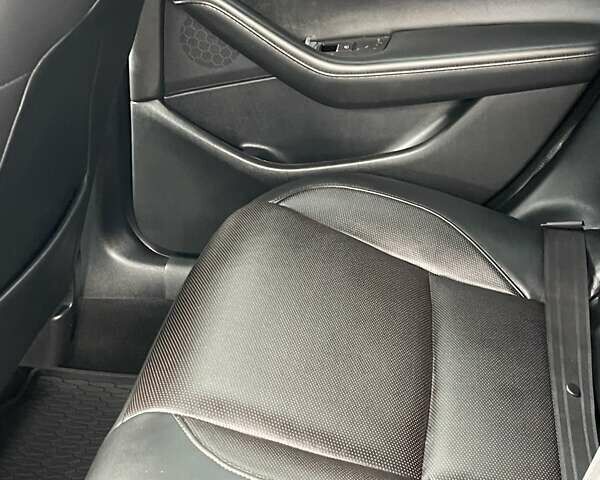 Серый Мазда 3, объемом двигателя 2.5 л и пробегом 9 тыс. км за 20100 $, фото 19 на Automoto.ua