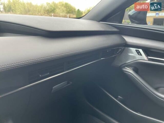 Серый Мазда 3, объемом двигателя 2.5 л и пробегом 9 тыс. км за 20100 $, фото 40 на Automoto.ua