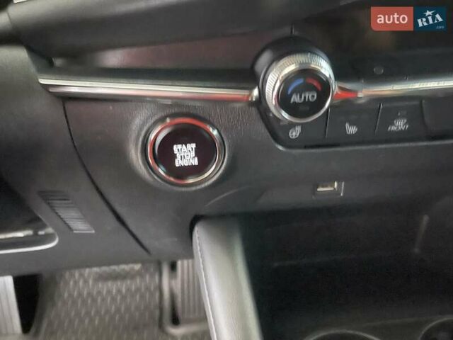 Серый Мазда 3, объемом двигателя 2.5 л и пробегом 9 тыс. км за 20100 $, фото 72 на Automoto.ua