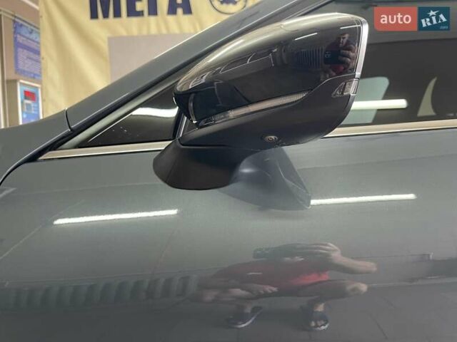 Серый Мазда 3, объемом двигателя 2.5 л и пробегом 9 тыс. км за 20100 $, фото 103 на Automoto.ua