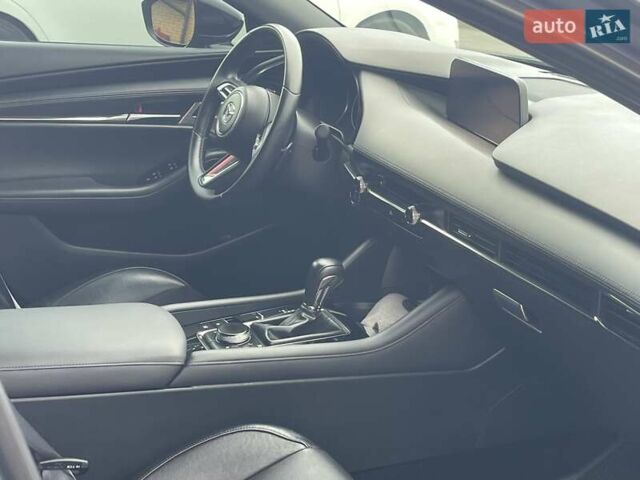 Серый Мазда 3, объемом двигателя 2.5 л и пробегом 9 тыс. км за 20100 $, фото 29 на Automoto.ua