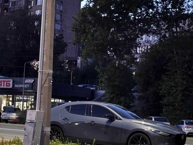 Сірий Мазда 3, об'ємом двигуна 2.5 л та пробігом 28 тис. км за 22000 $, фото 16 на Automoto.ua