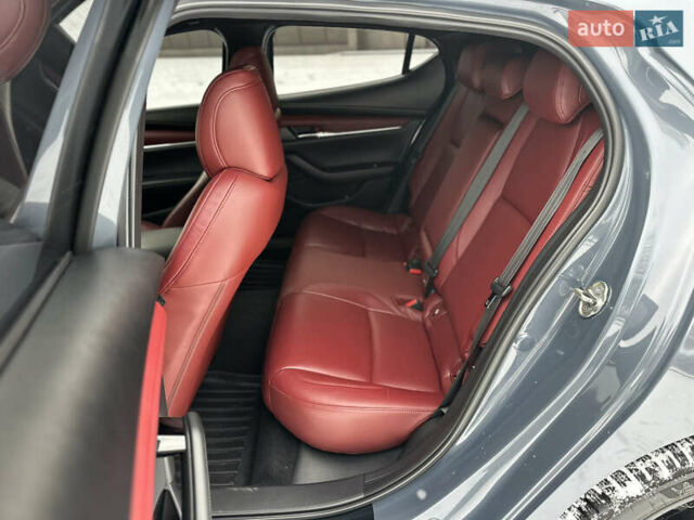 Сірий Мазда 3, об'ємом двигуна 2.5 л та пробігом 72 тис. км за 17999 $, фото 38 на Automoto.ua