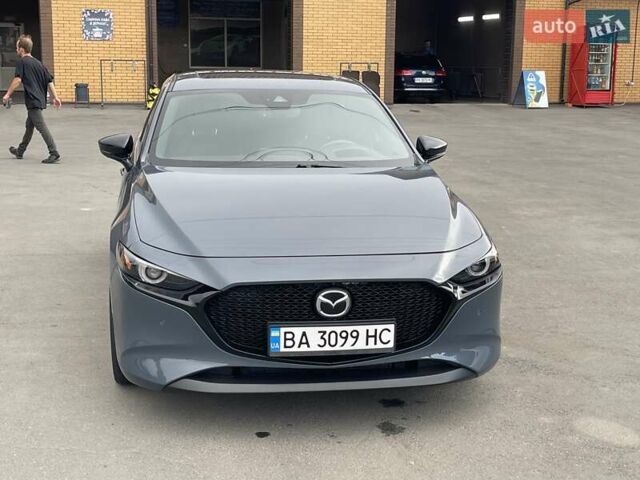 Серый Мазда 3, объемом двигателя 2.5 л и пробегом 9 тыс. км за 20100 $, фото 9 на Automoto.ua