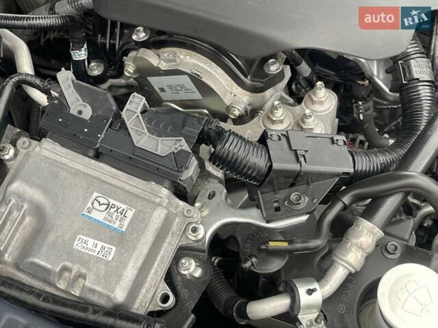 Серый Мазда 3, объемом двигателя 2.5 л и пробегом 9 тыс. км за 20100 $, фото 33 на Automoto.ua