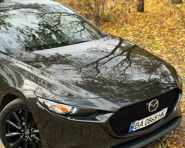 Сірий Мазда 3, об'ємом двигуна 2.5 л та пробігом 35 тис. км за 19200 $, фото 4 на Automoto.ua