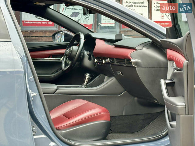 Серый Мазда 3, объемом двигателя 2.49 л и пробегом 28 тыс. км за 20900 $, фото 25 на Automoto.ua