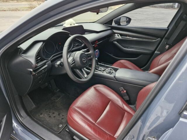 Сірий Мазда 3, об'ємом двигуна 2.5 л та пробігом 80 тис. км за 24999 $, фото 5 на Automoto.ua