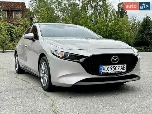 Серый Мазда 3, объемом двигателя 2.5 л и пробегом 31 тыс. км за 18000 $, фото 21 на Automoto.ua