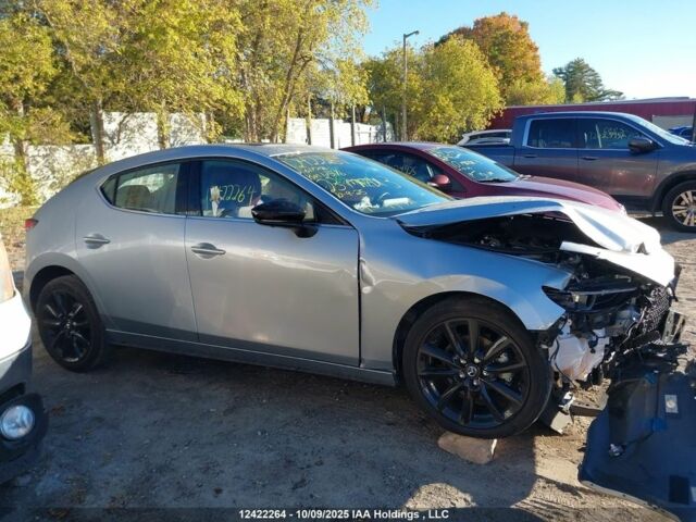 Серый Мазда 3, объемом двигателя 0 л и пробегом 17 тыс. км за 12950 $, фото 4 на Automoto.ua