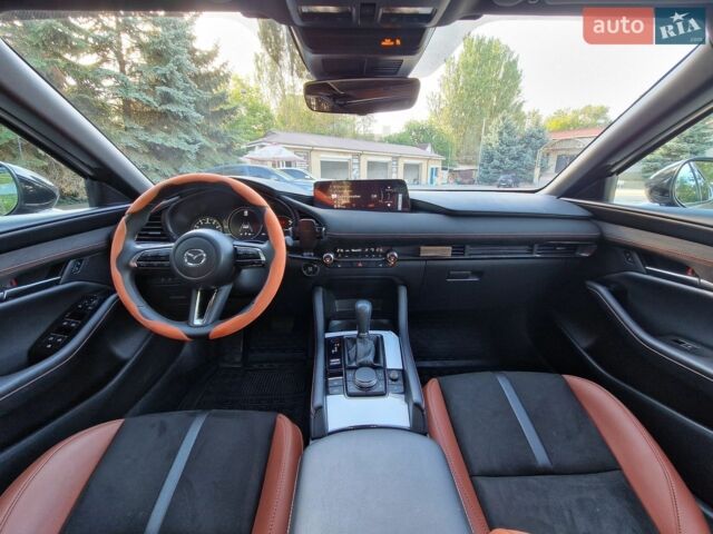 Сірий Мазда 3, об'ємом двигуна 2.5 л та пробігом 15 тис. км за 18999 $, фото 30 на Automoto.ua