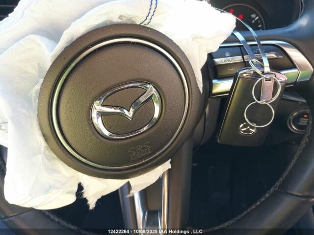 Серый Мазда 3, объемом двигателя 0 л и пробегом 17 тыс. км за 12950 $, фото 12 на Automoto.ua