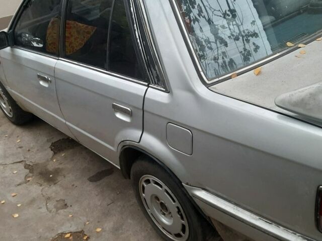 Серый Мазда 3, объемом двигателя 1.6 л и пробегом 330 тыс. км за 500 $, фото 3 на Automoto.ua