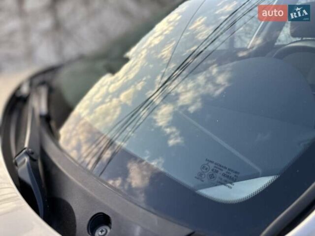 Сірий Мазда 3, об'ємом двигуна 1.6 л та пробігом 132 тис. км за 5500 $, фото 64 на Automoto.ua