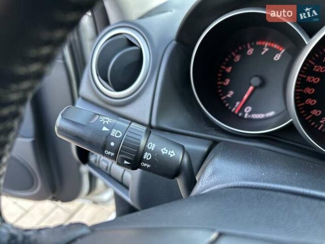 Сірий Мазда 3, об'ємом двигуна 1.6 л та пробігом 132 тис. км за 5500 $, фото 26 на Automoto.ua