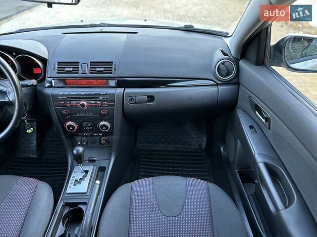 Сірий Мазда 3, об'ємом двигуна 1.6 л та пробігом 132 тис. км за 5500 $, фото 17 на Automoto.ua