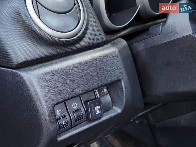 Серый Мазда 3, объемом двигателя 1.6 л и пробегом 365 тыс. км за 2850 $, фото 13 на Automoto.ua