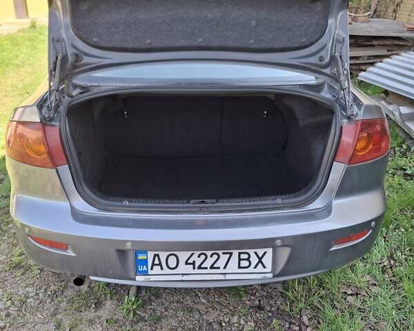 Серый Мазда 3, объемом двигателя 1.6 л и пробегом 175 тыс. км за 4600 $, фото 4 на Automoto.ua