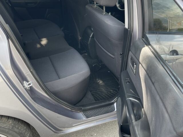 Сірий Мазда 3, об'ємом двигуна 1.6 л та пробігом 230 тис. км за 3900 $, фото 12 на Automoto.ua