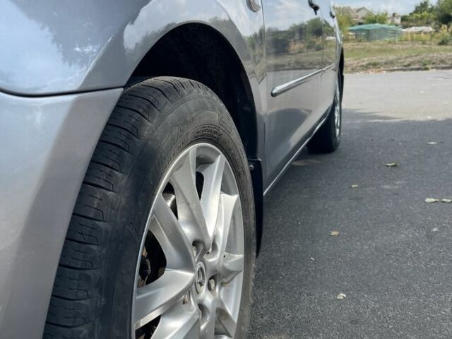 Сірий Мазда 3, об'ємом двигуна 1.6 л та пробігом 230 тис. км за 3900 $, фото 14 на Automoto.ua
