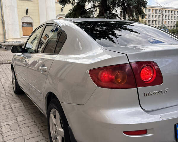 Серый Мазда 3, объемом двигателя 1.6 л и пробегом 290 тыс. км за 4350 $, фото 8 на Automoto.ua