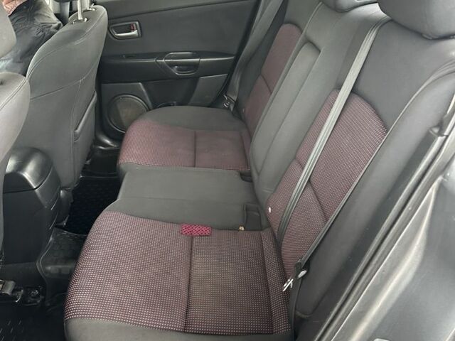 Серый Мазда 3, объемом двигателя 1.6 л и пробегом 189 тыс. км за 3350 $, фото 16 на Automoto.ua