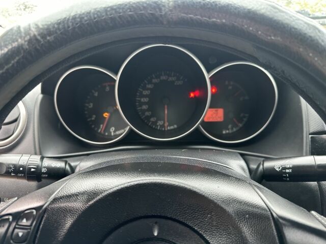 Серый Мазда 3, объемом двигателя 1.6 л и пробегом 189 тыс. км за 3350 $, фото 8 на Automoto.ua