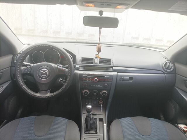 Серый Мазда 3, объемом двигателя 0 л и пробегом 300 тыс. км за 4800 $, фото 7 на Automoto.ua