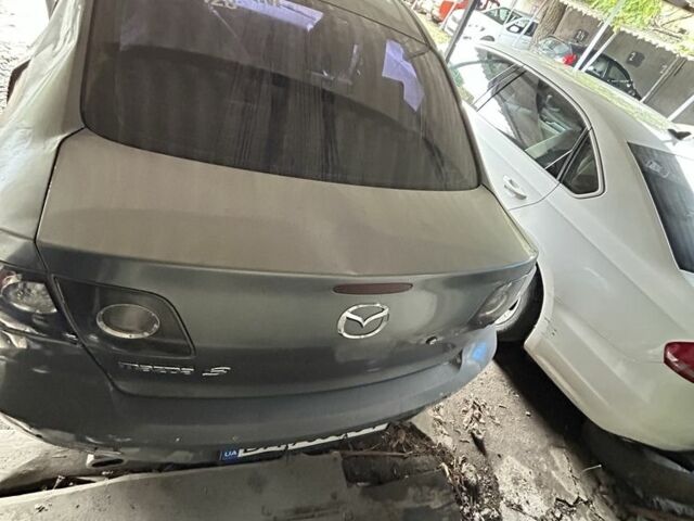 Сірий Мазда 3, об'ємом двигуна 1.6 л та пробігом 320 тис. км за 2850 $, фото 5 на Automoto.ua