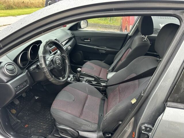 Серый Мазда 3, объемом двигателя 1.6 л и пробегом 189 тыс. км за 3350 $, фото 5 на Automoto.ua