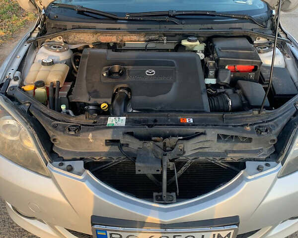 Сірий Мазда 3, об'ємом двигуна 1.56 л та пробігом 315 тис. км за 3999 $, фото 5 на Automoto.ua