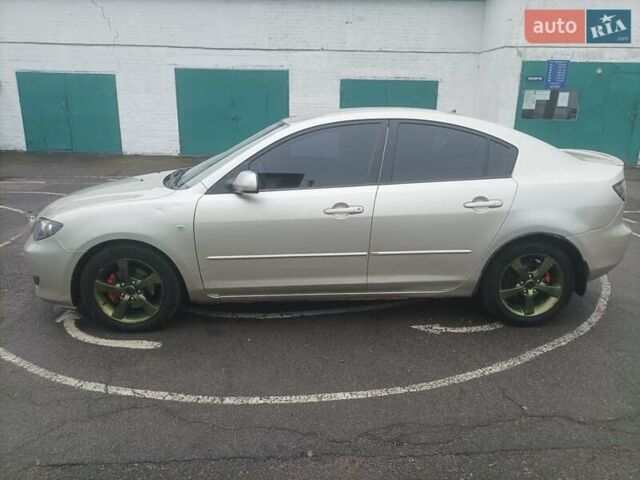 Сірий Мазда 3, об'ємом двигуна 1.6 л та пробігом 300 тис. км за 4800 $, фото 1 на Automoto.ua