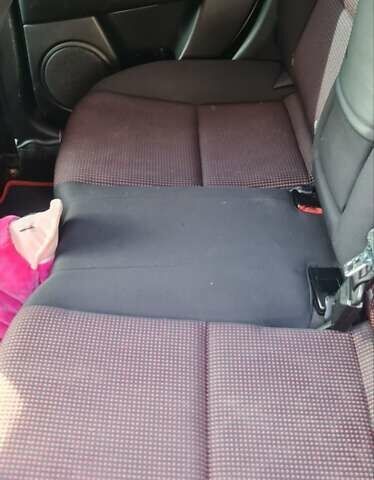 Серый Мазда 3, объемом двигателя 1.56 л и пробегом 250 тыс. км за 3900 $, фото 7 на Automoto.ua