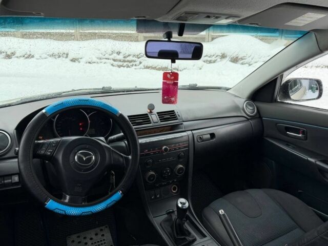 Сірий Мазда 3, об'ємом двигуна 1.6 л та пробігом 195 тис. км за 2650 $, фото 6 на Automoto.ua