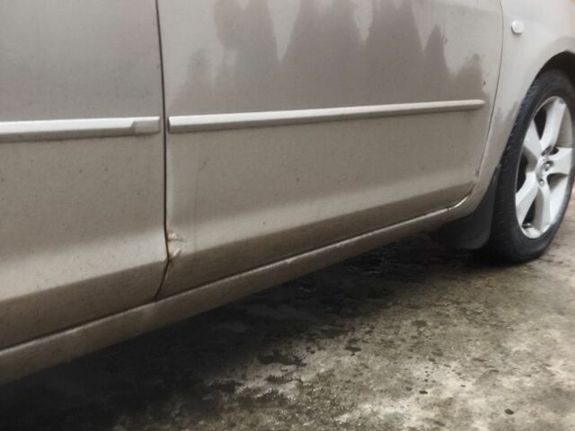 Серый Мазда 3, объемом двигателя 2 л и пробегом 270 тыс. км за 2700 $, фото 8 на Automoto.ua