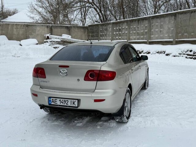 Сірий Мазда 3, об'ємом двигуна 1.6 л та пробігом 195 тис. км за 2650 $, фото 4 на Automoto.ua