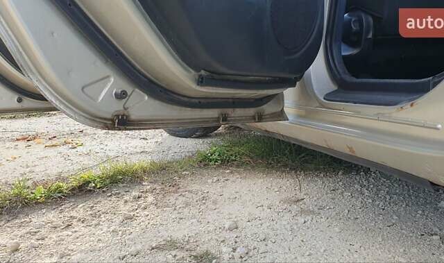 Мазда 3 2004 в Калуше на Automoto.ua Серый Мазда 3, объемом двигателя 1.6 л и пробегом 244 тыс. км за 2900 $, фото 19 на Automoto.ua